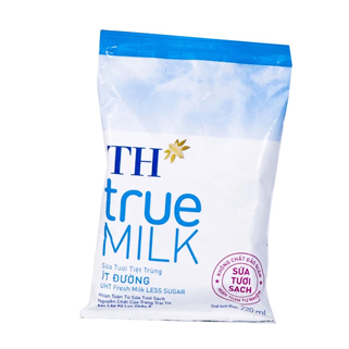 Sữa tươi tiệt trùng ít đường TH 220ml
